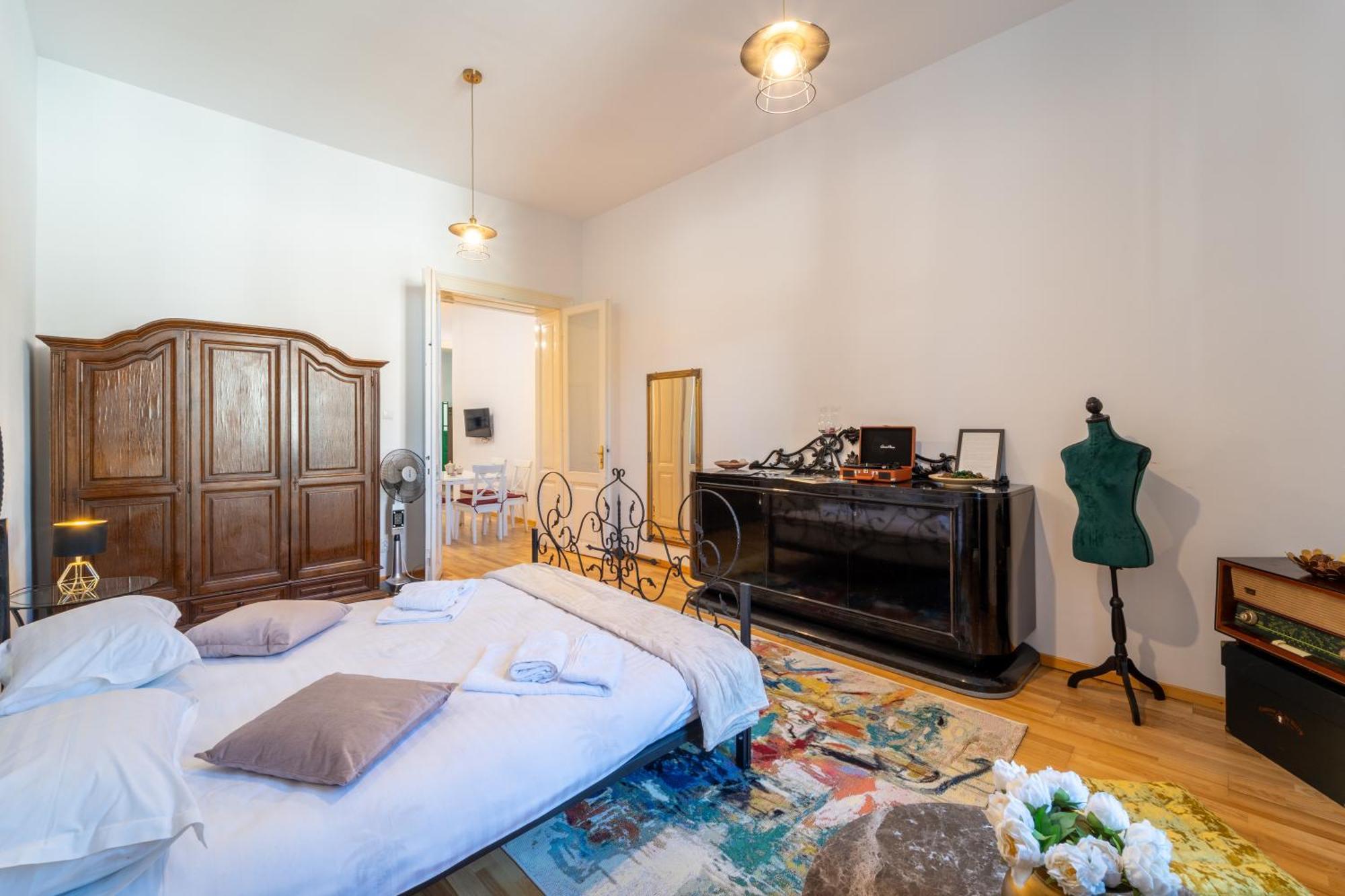 Apartament Historic 5 Star In The Main Plaza Cluj-Napoca